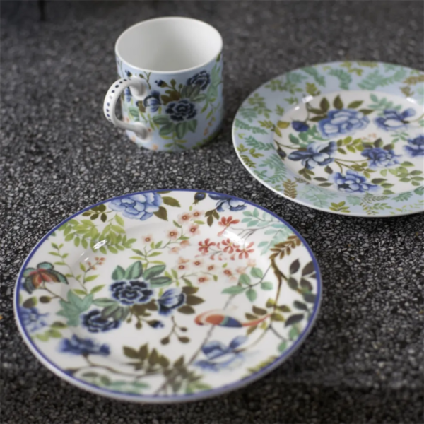 DESIGNERS GUILD - Porcelain de Chine Cup & Saucer Set of 2